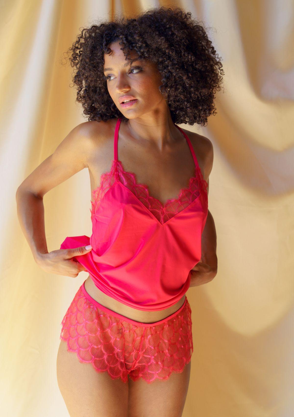 Shorty Mystic Shadow - Kiss